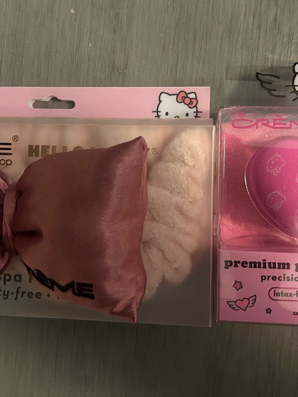 Hello Kitty Crème Bundle—Make Up Blender Sponges and Plush Spa Headband